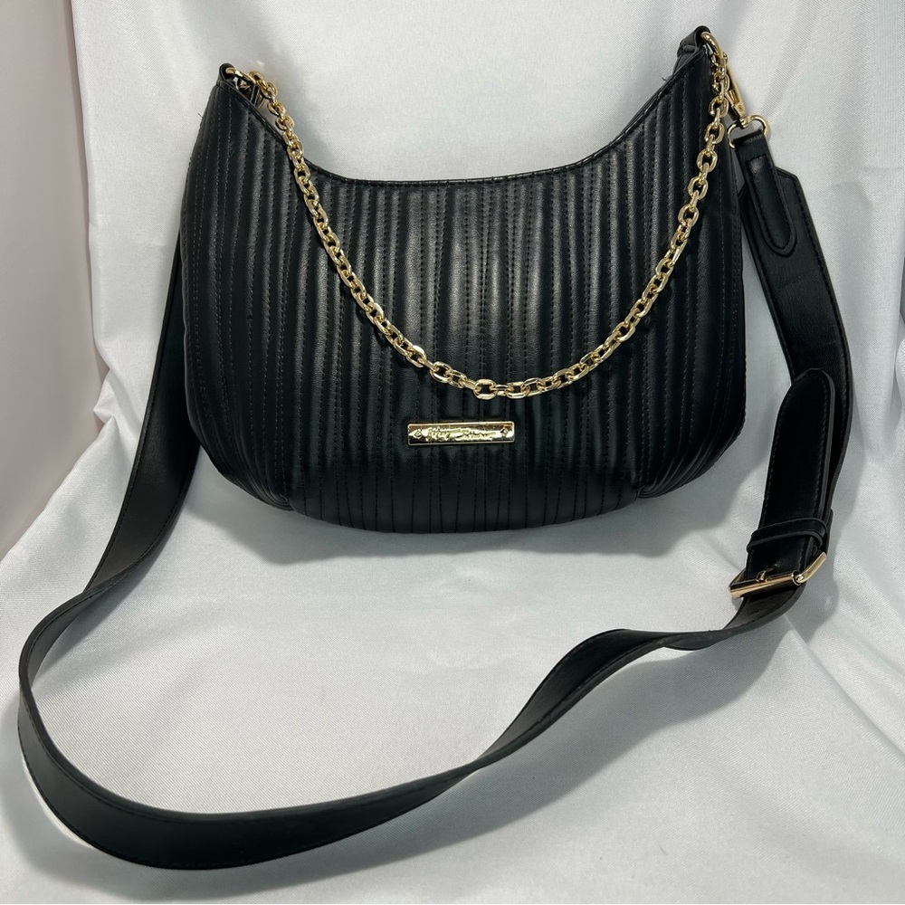 Betsy Johnson Quilted Black Purse w/ Gold Chain – Hobo Crossbody Y2K Edgy Glam